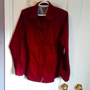 🔥HOT DEAL New ♥️Elevate burgundy blouse